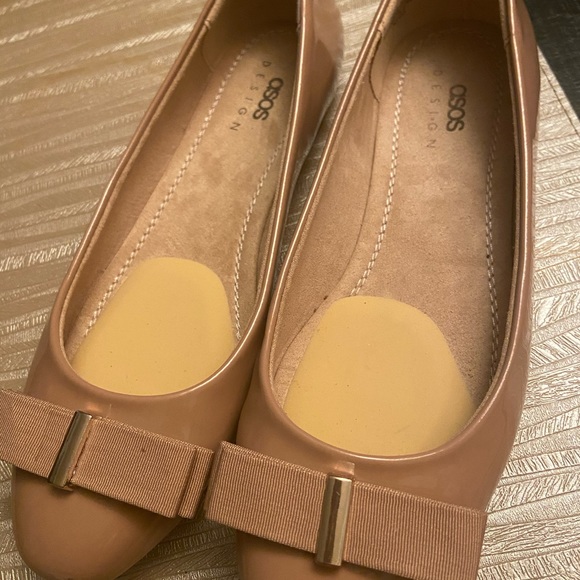 Asos design wide fit Luna bow ballet flats in beige size 5 - Picture 3 of 6